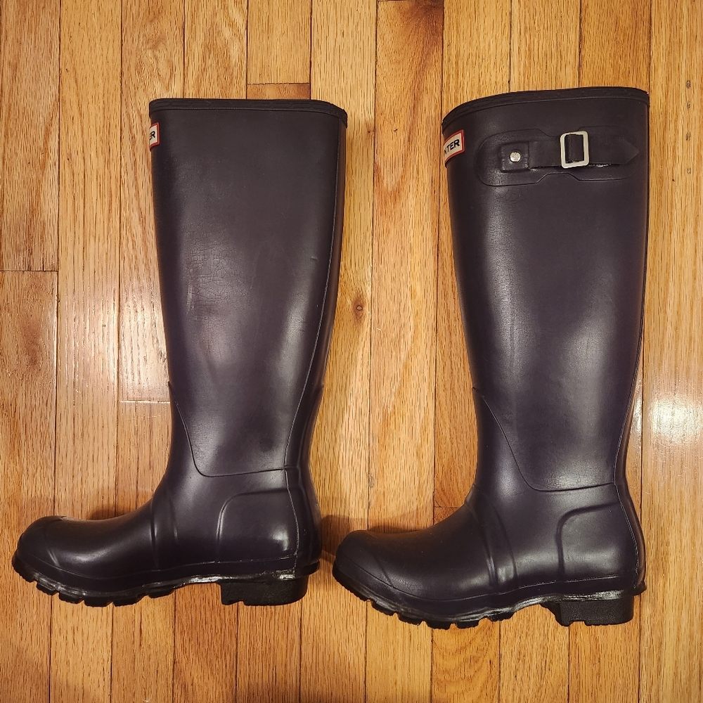 Hunter Women's Original Tall Purple Rain Boots Size 4 Men / 5 Women